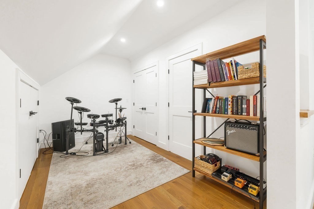 167 Chapel St # 167 Property Photo 17