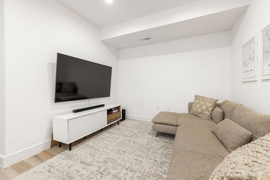 167 Chapel St # 167 Property Photo 23