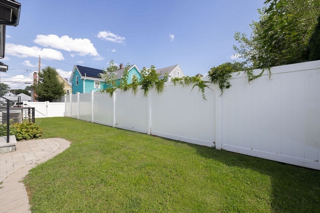 167 Chapel St # 167 Property Photo 32