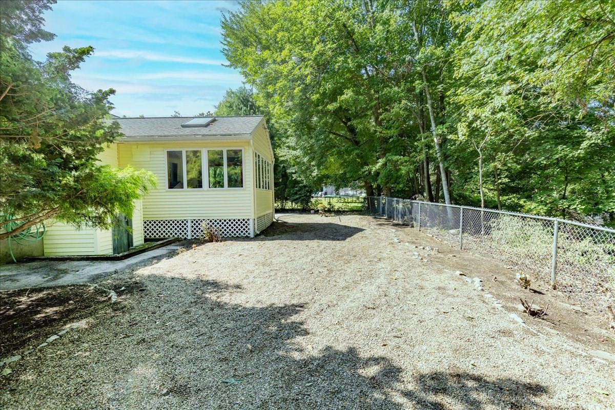 43 Crestwood Cir Property Photo 24