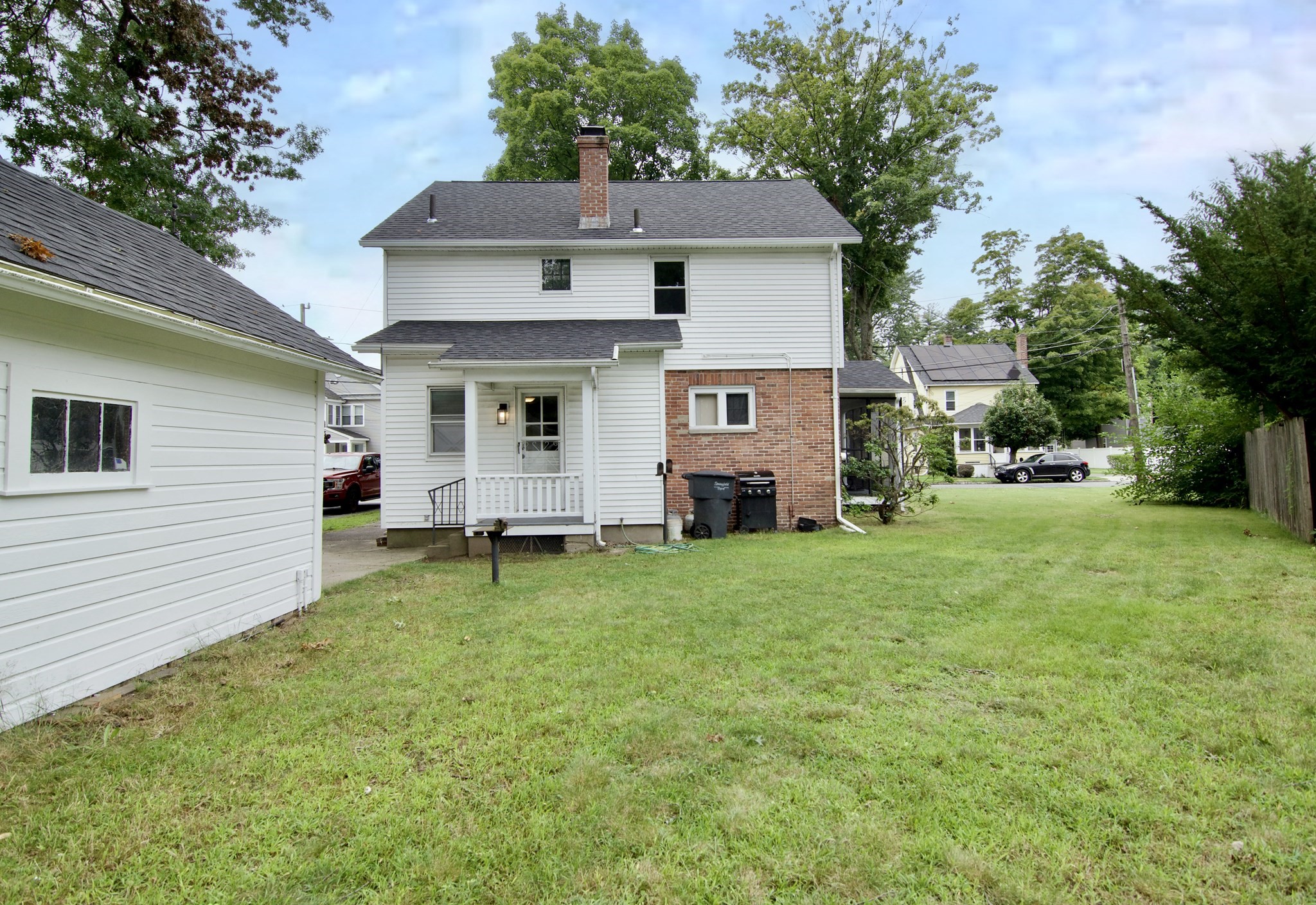 25 Webber St Property Photo 4