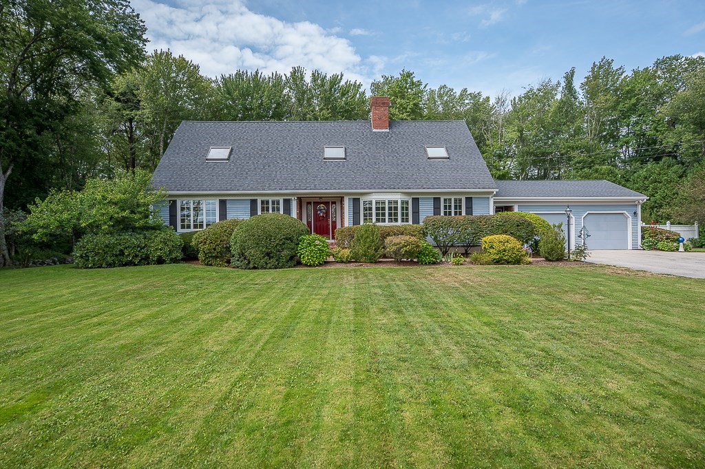 400 Boston Road Property Photo 1