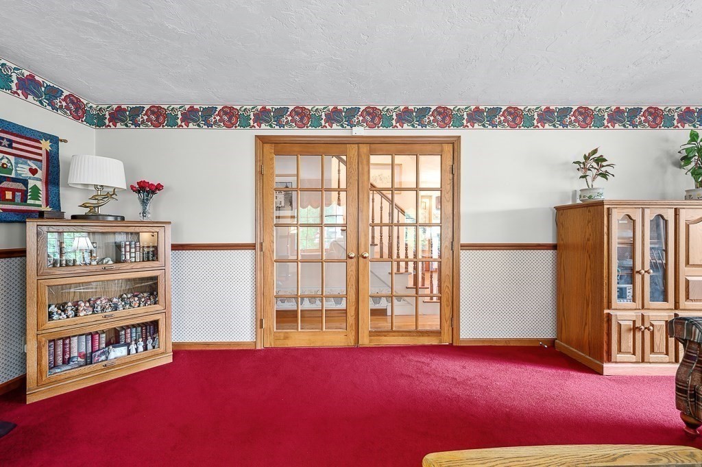 400 Boston Road Property Photo 26