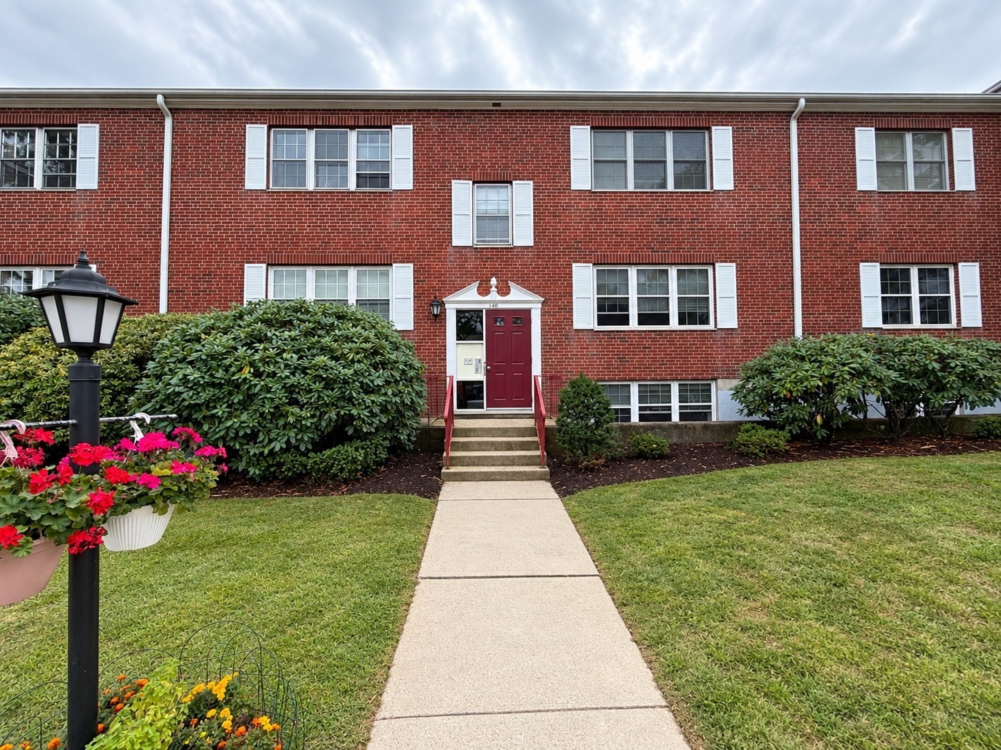 140 Lake Shore Rd # 2b Property Photo 19