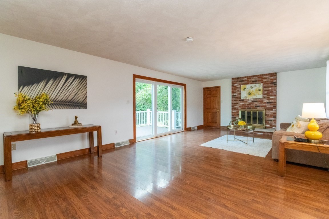 2 Mccarthy Dr Property Photo 6