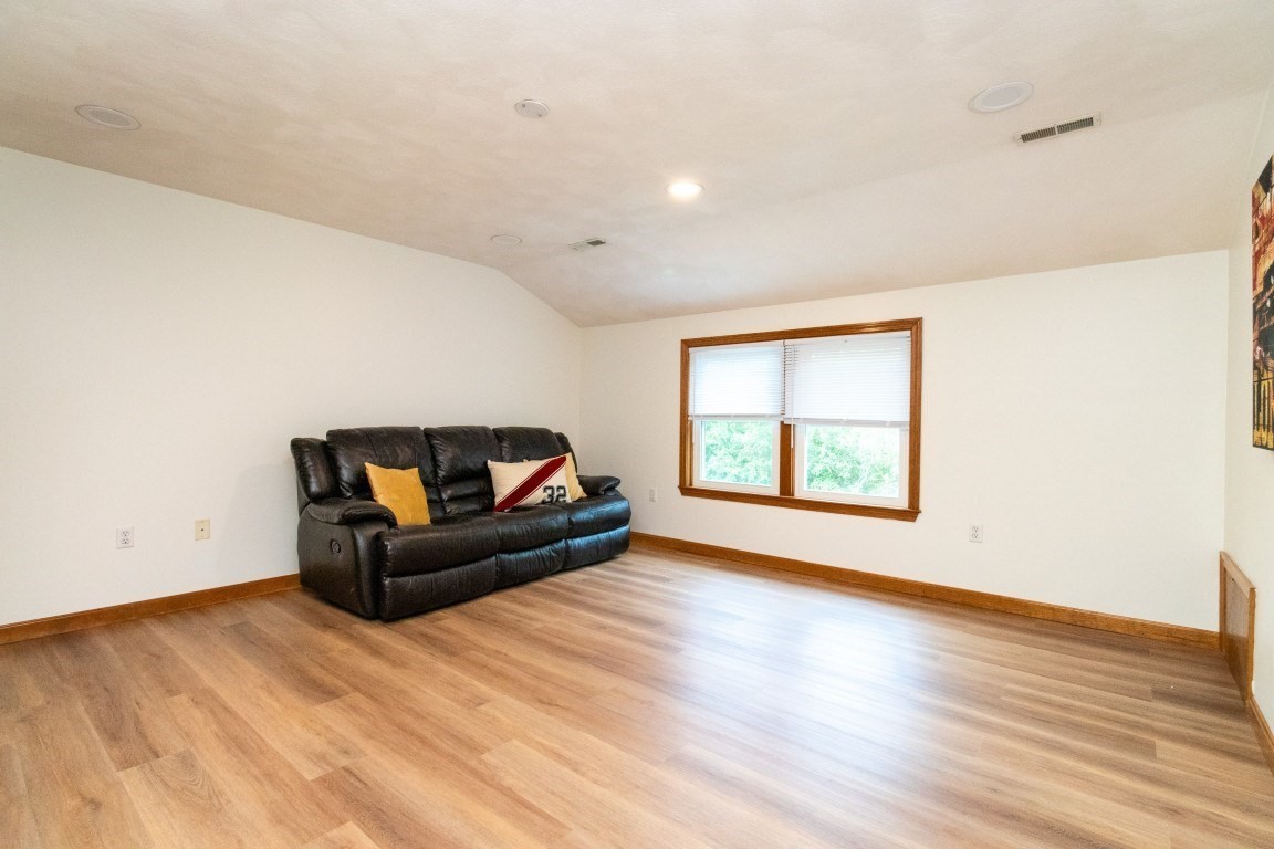 2 Mccarthy Dr Property Photo 37