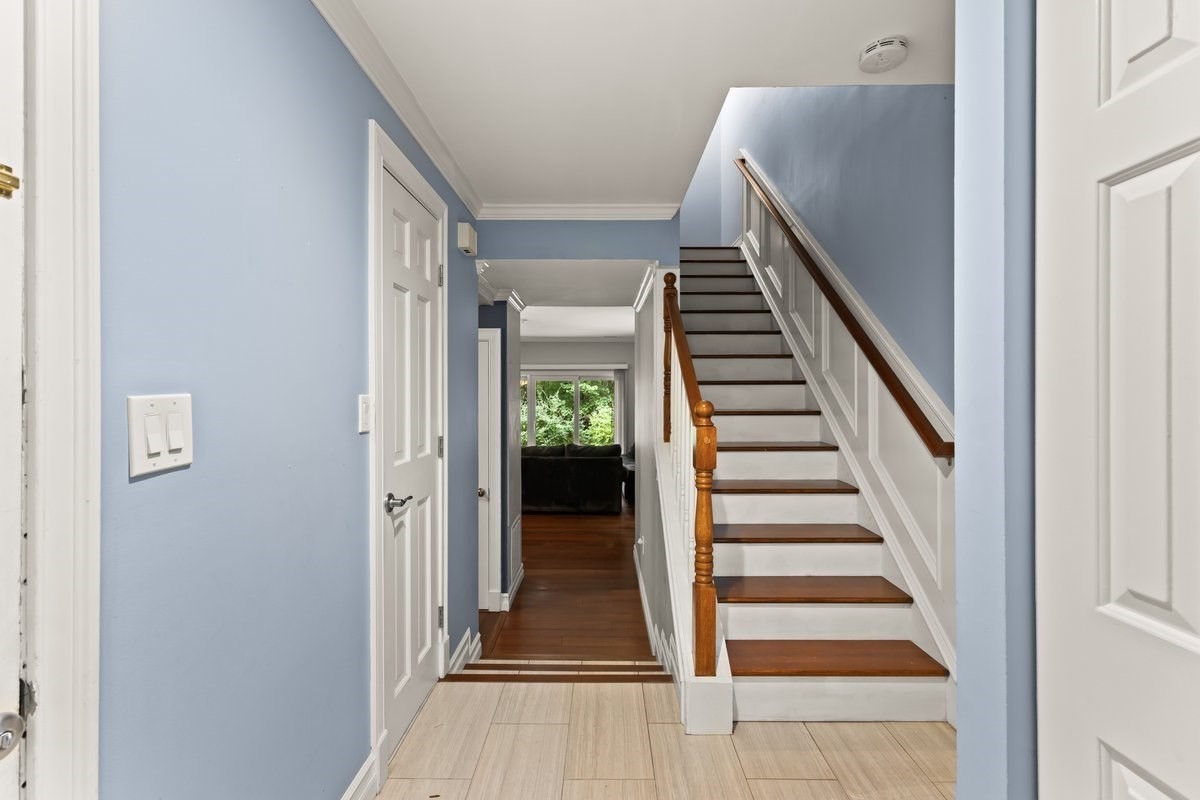 20 Highwood Dr # 20 Property Photo 3