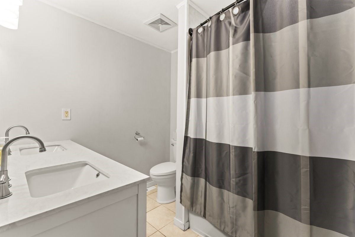 20 Highwood Dr # 20 Property Photo 15