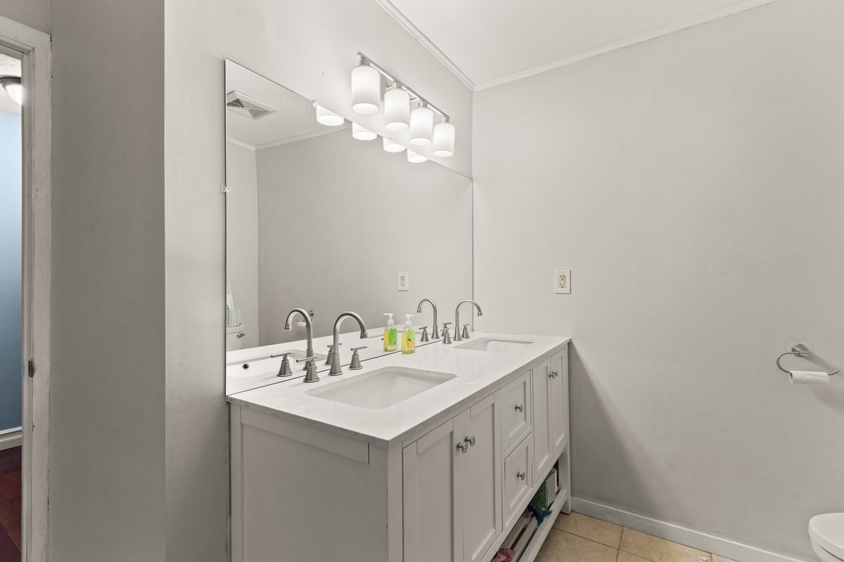 20 Highwood Dr # 20 Property Photo 16