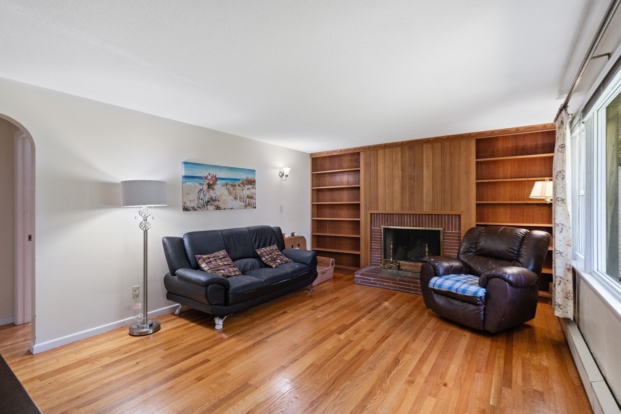 389 Abbott St Property Photo 7
