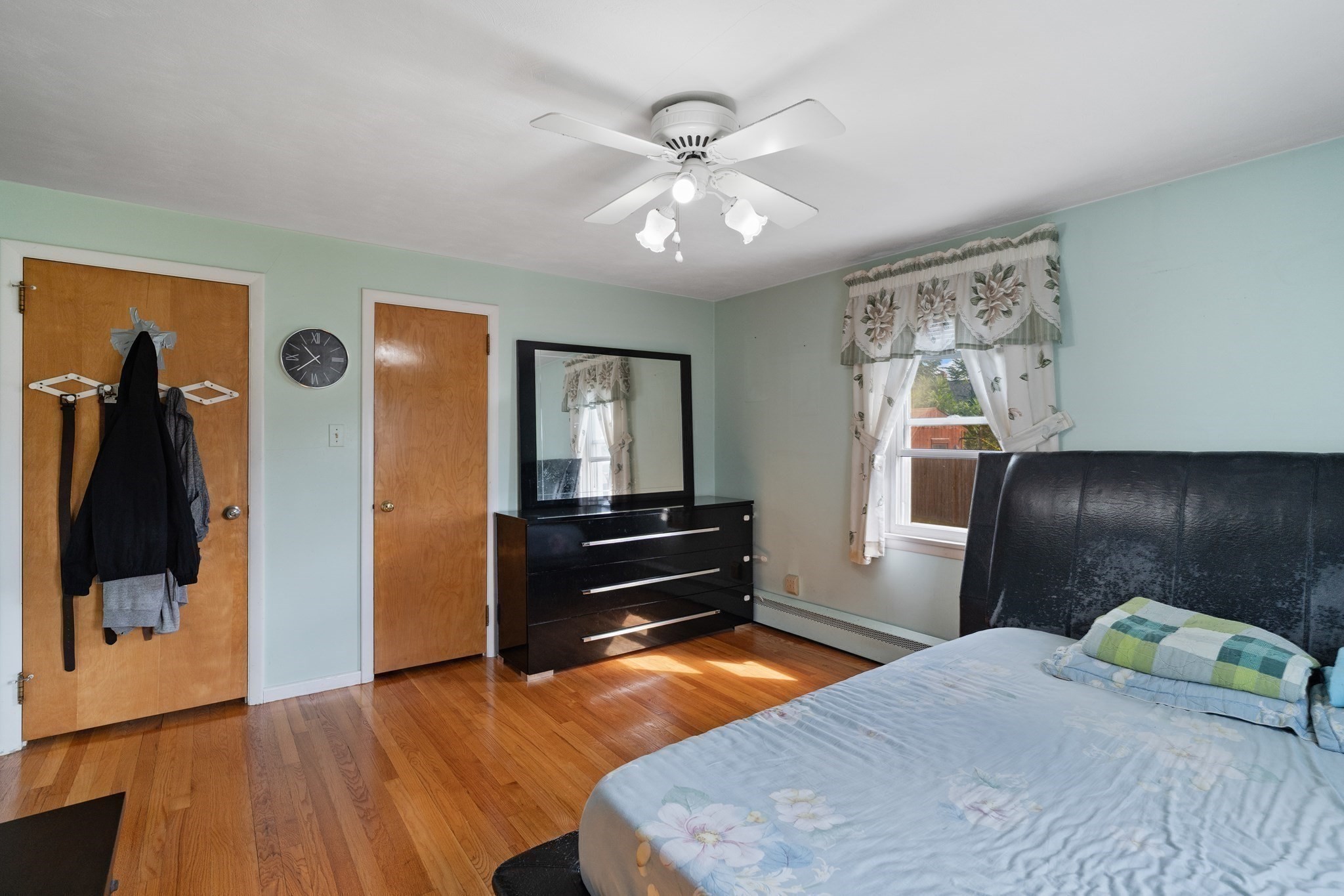 389 Abbott St Property Photo 10