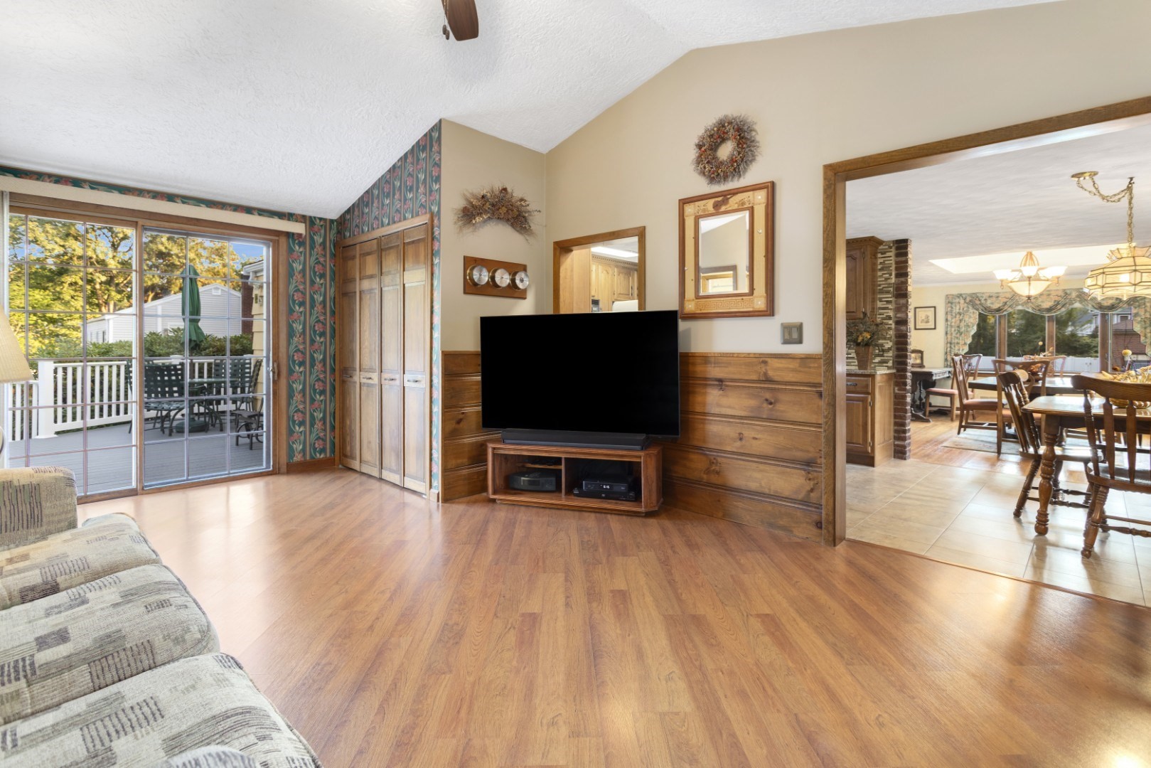 12 Carpenter Road Property Photo 9