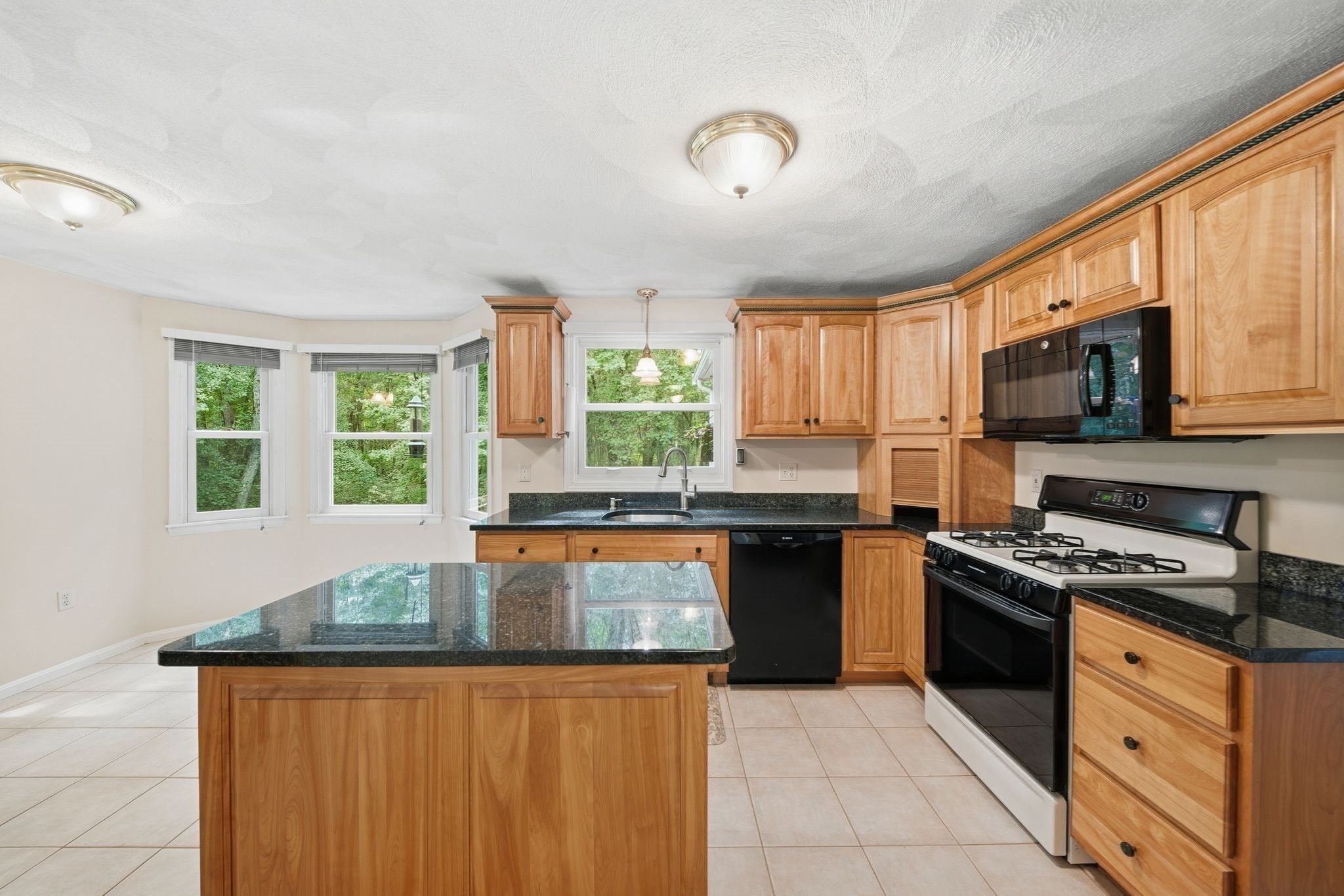 131 Federal St Property Photo 3