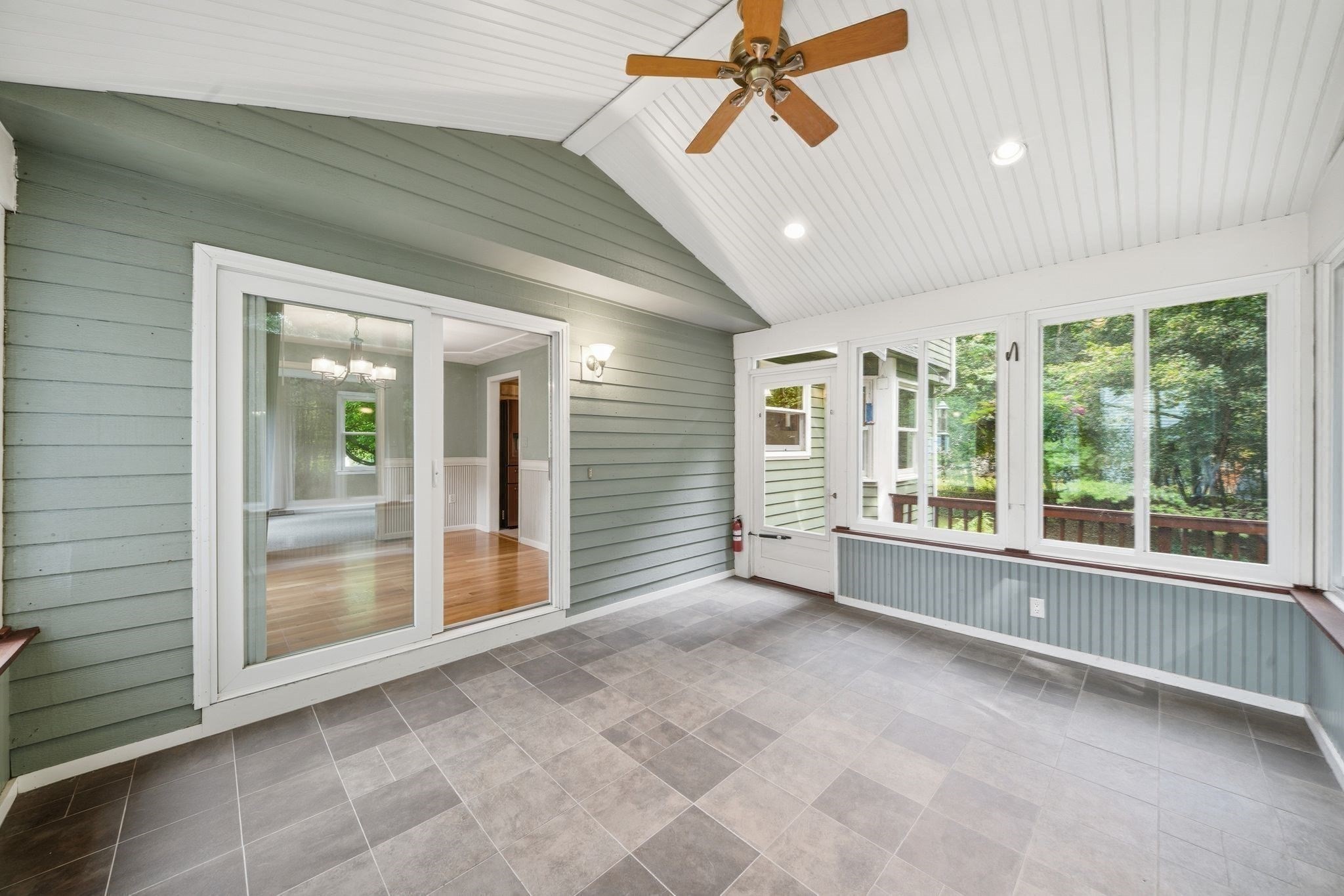 131 Federal St Property Photo 10