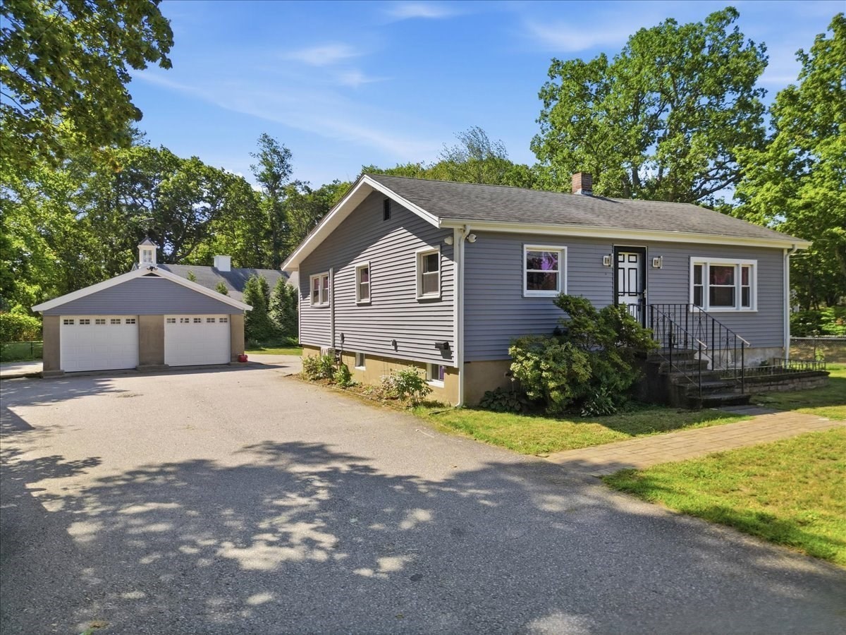 249 Ralph Talbot Street Property Photo 2