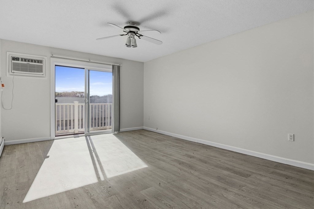 24 Kenmar Dr # 239 Property Photo 11