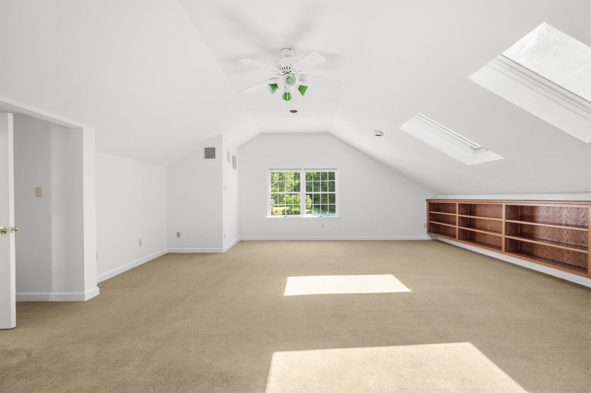 180 Gardner Property Photo 20
