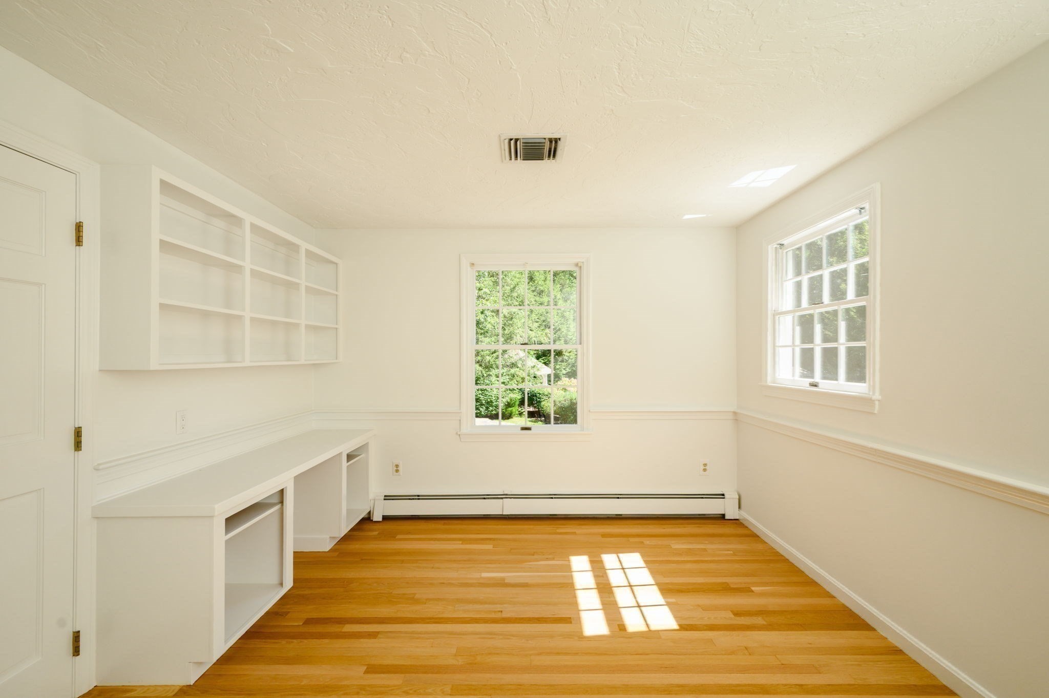 180 Gardner Property Photo 26