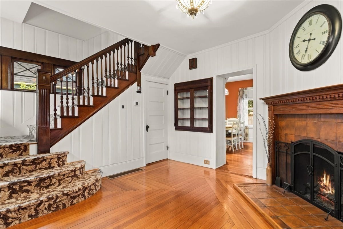 220 Smith St Property Photo 8