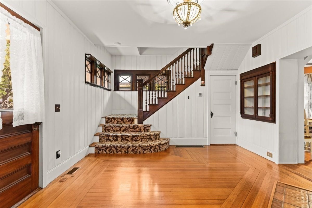 220 Smith St Property Photo 10