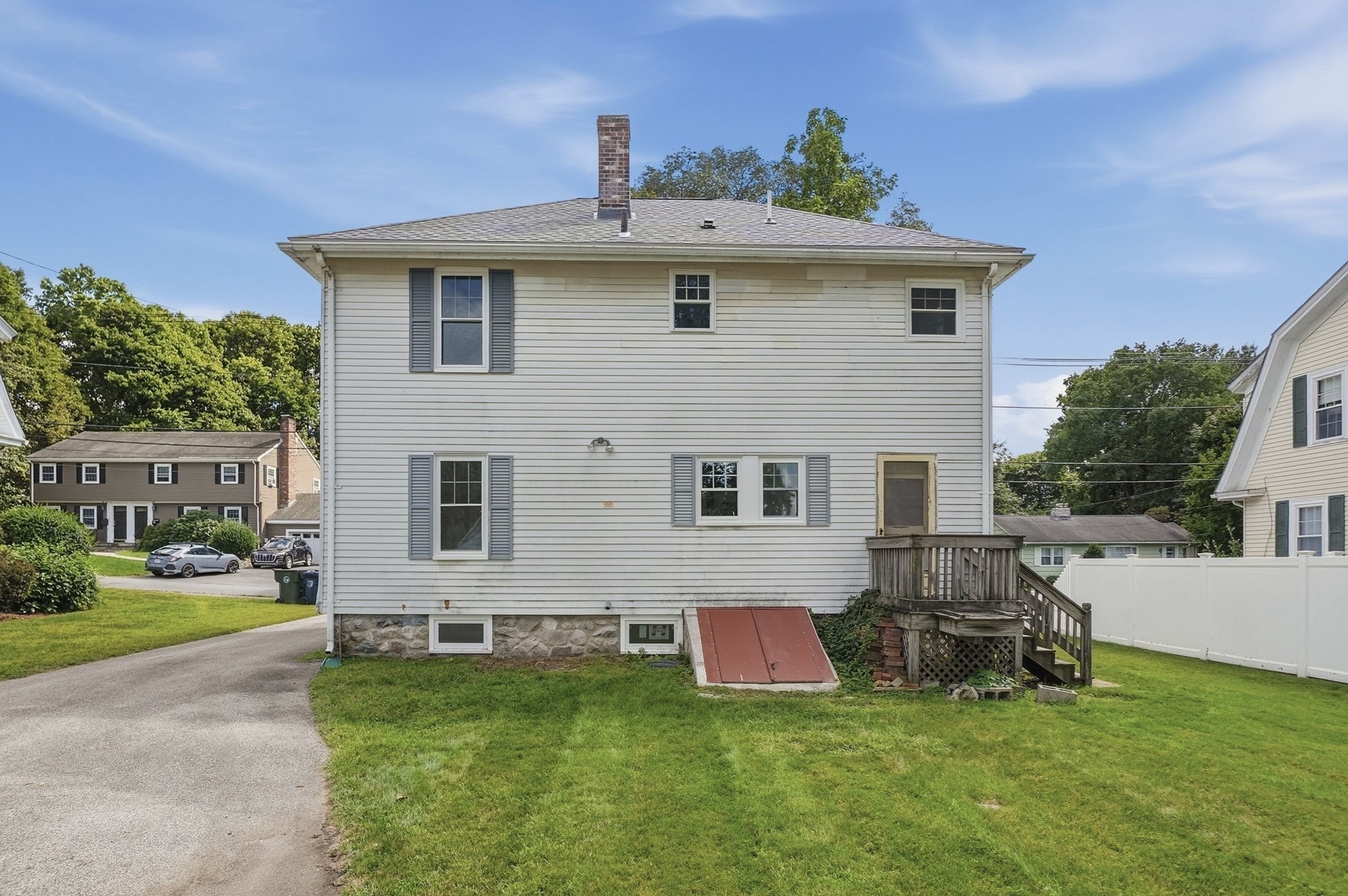 44 Edinboro Street Property Photo 27