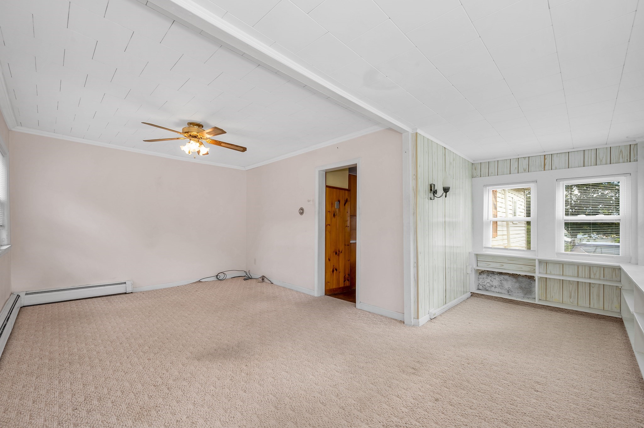 114 Old Meadow Rd Property Photo 8