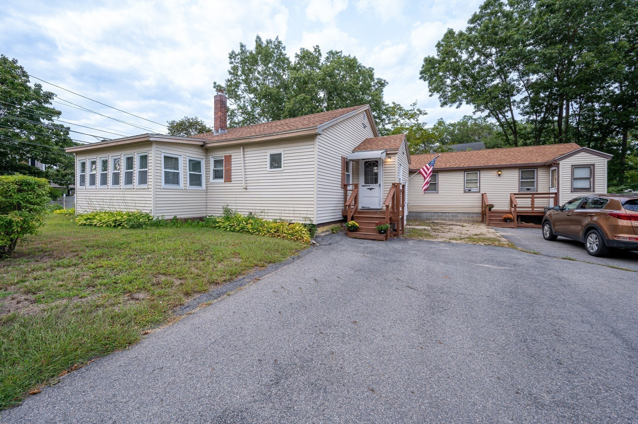 114 Old Meadow Rd Property Photo 32