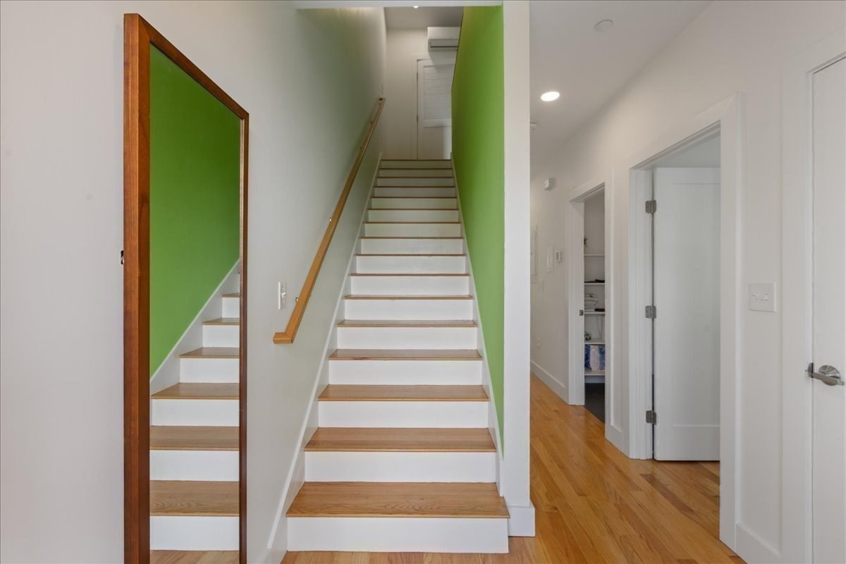 38 Colonial # 2 Property Photo 18