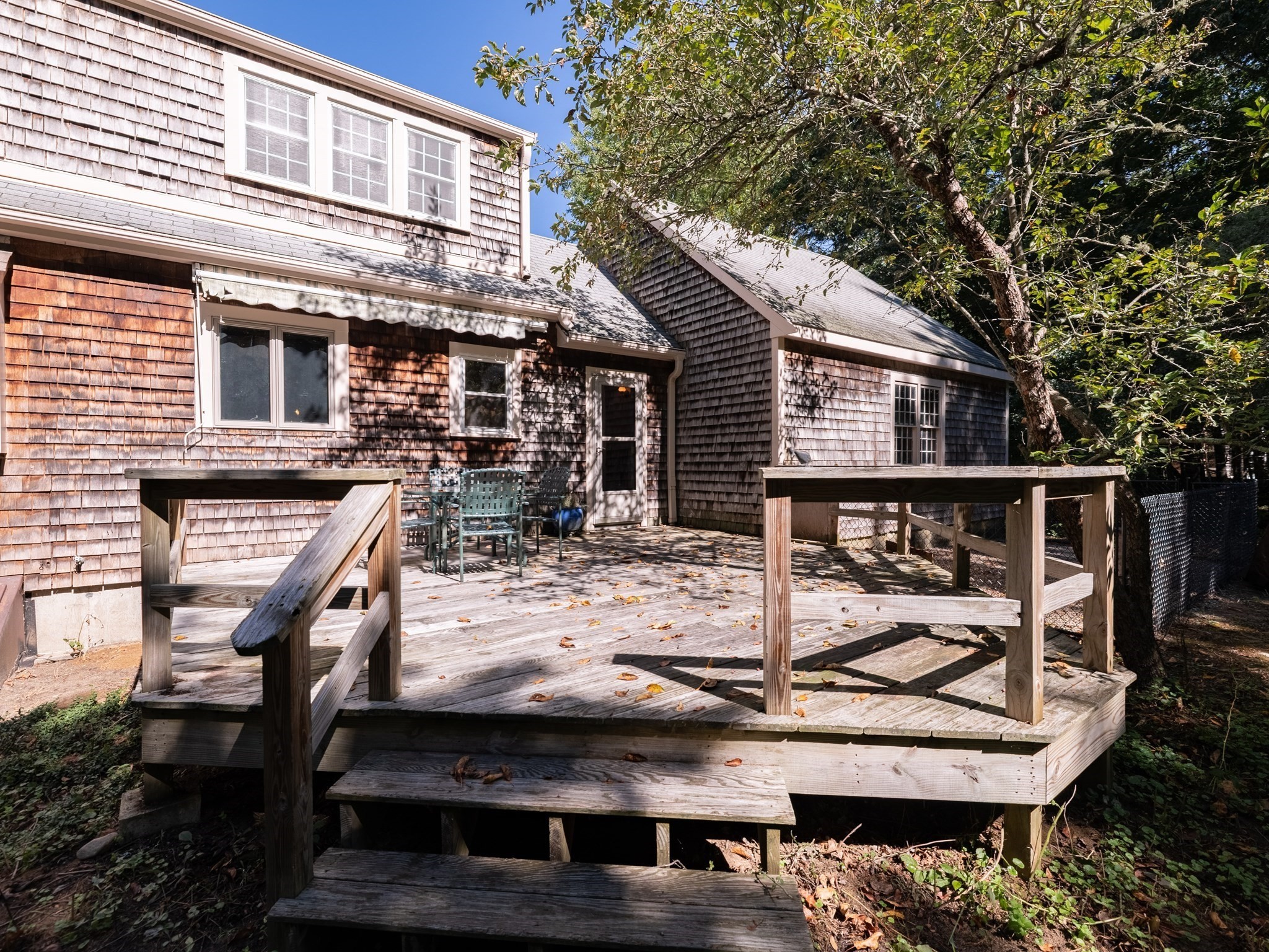 160 Tremont St Property Photo 4
