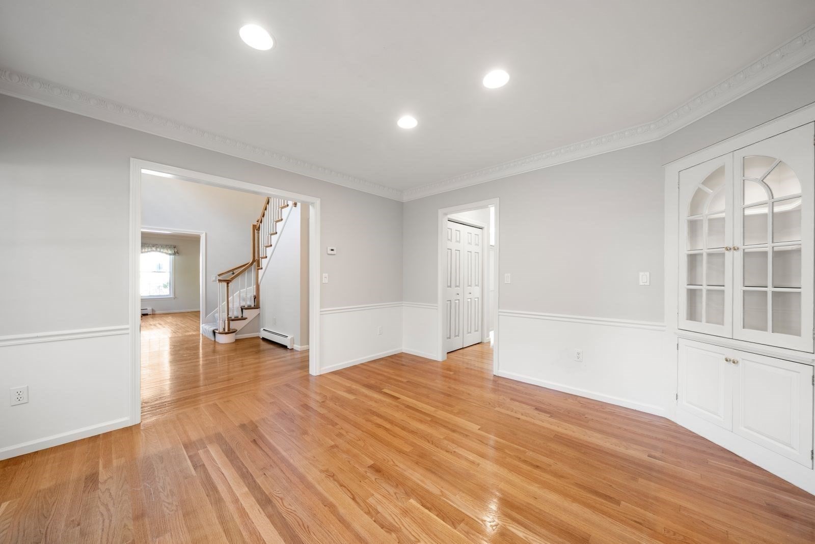 14 Powder House Cir Property Photo 7
