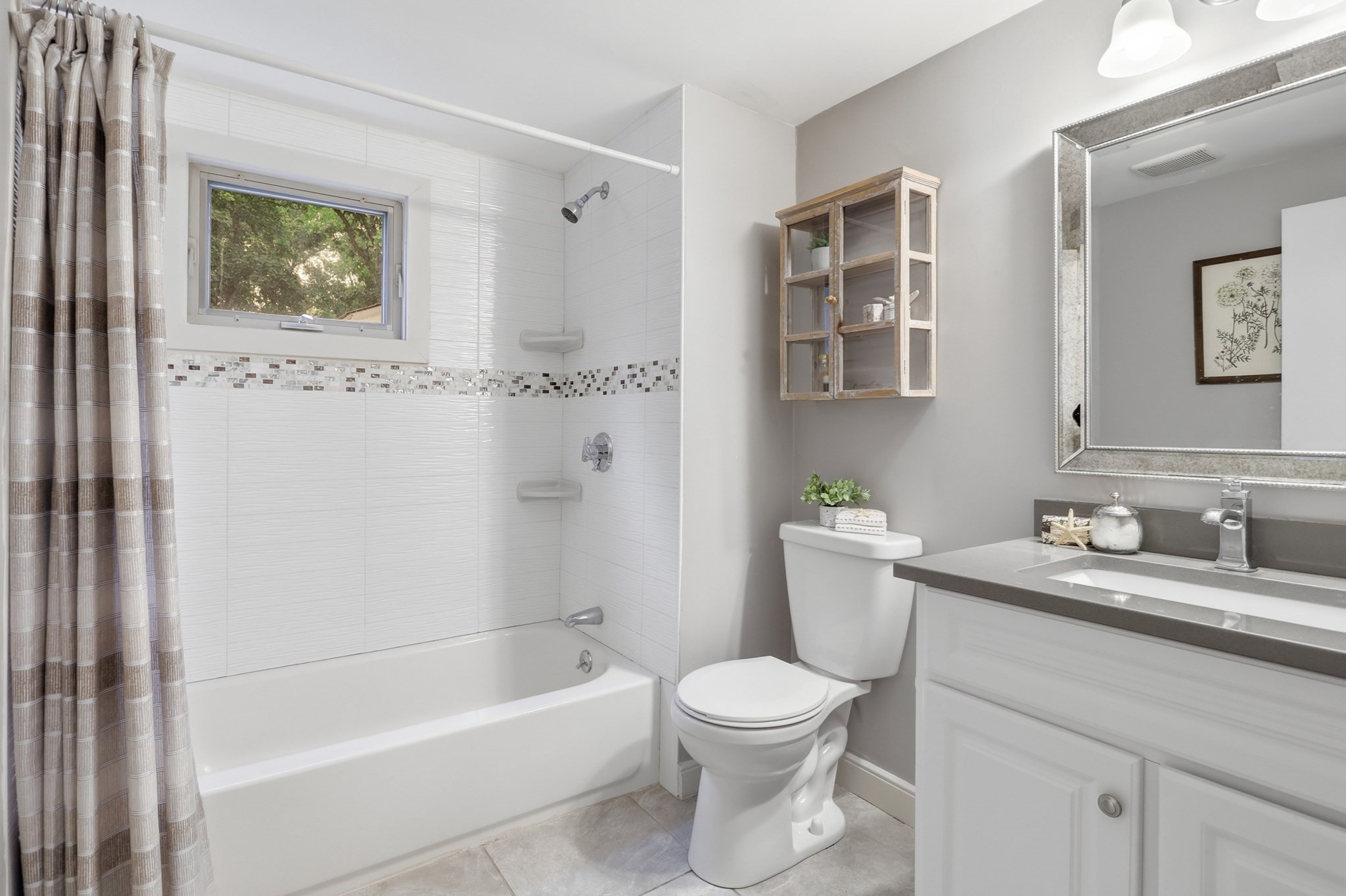 60 Bellflower Rd Property Photo 18