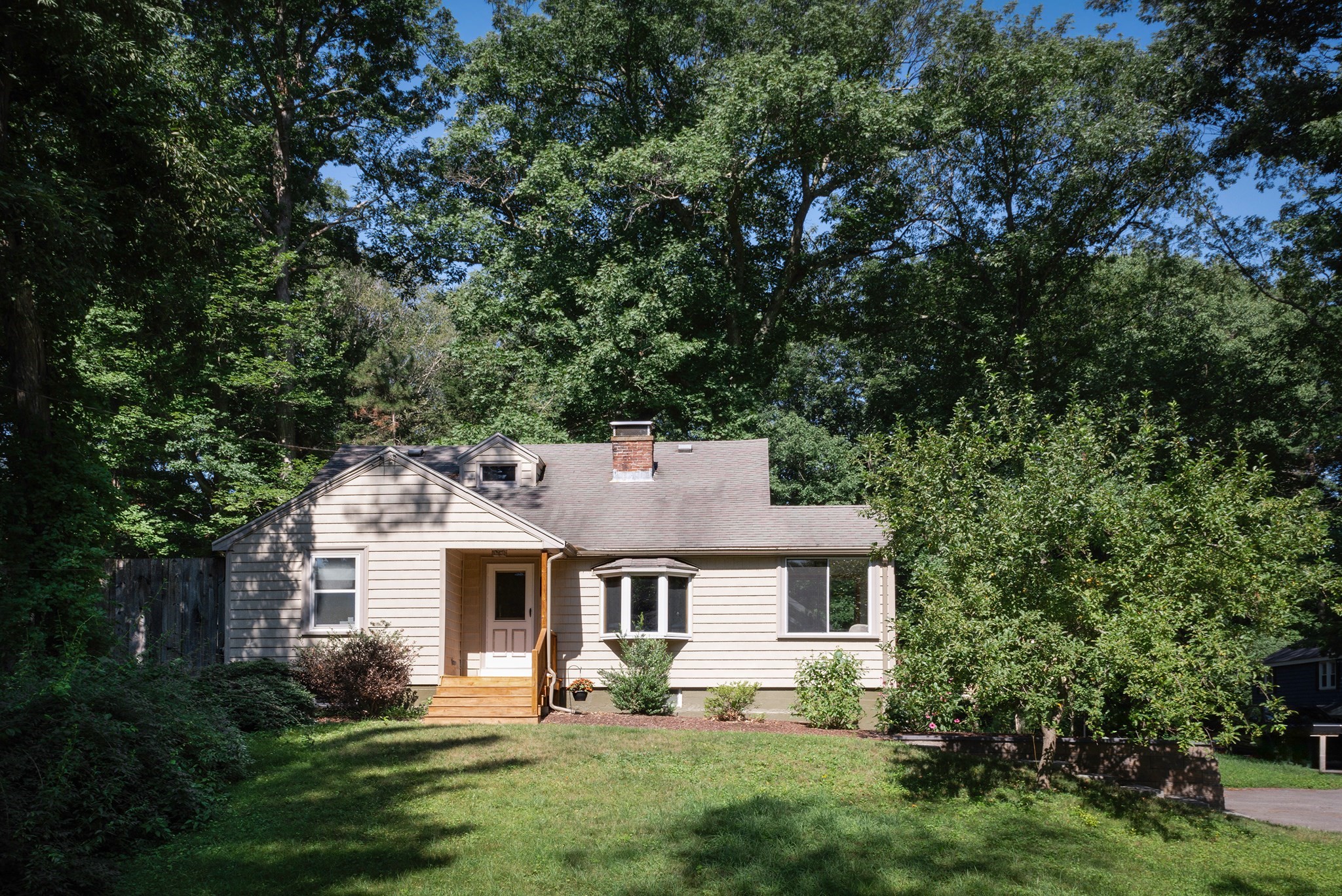 19 Gail St Property Photo 1