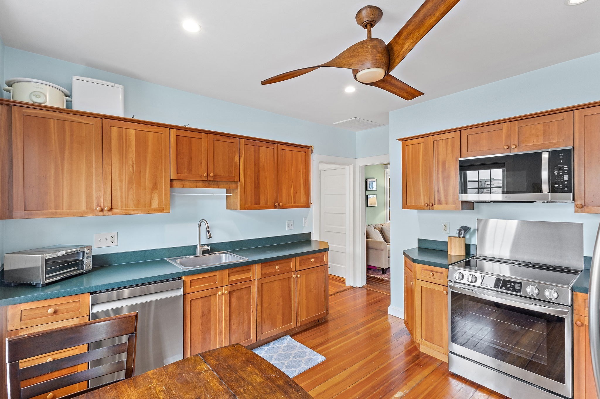 37 Granville Road # 3 Property Photo 11
