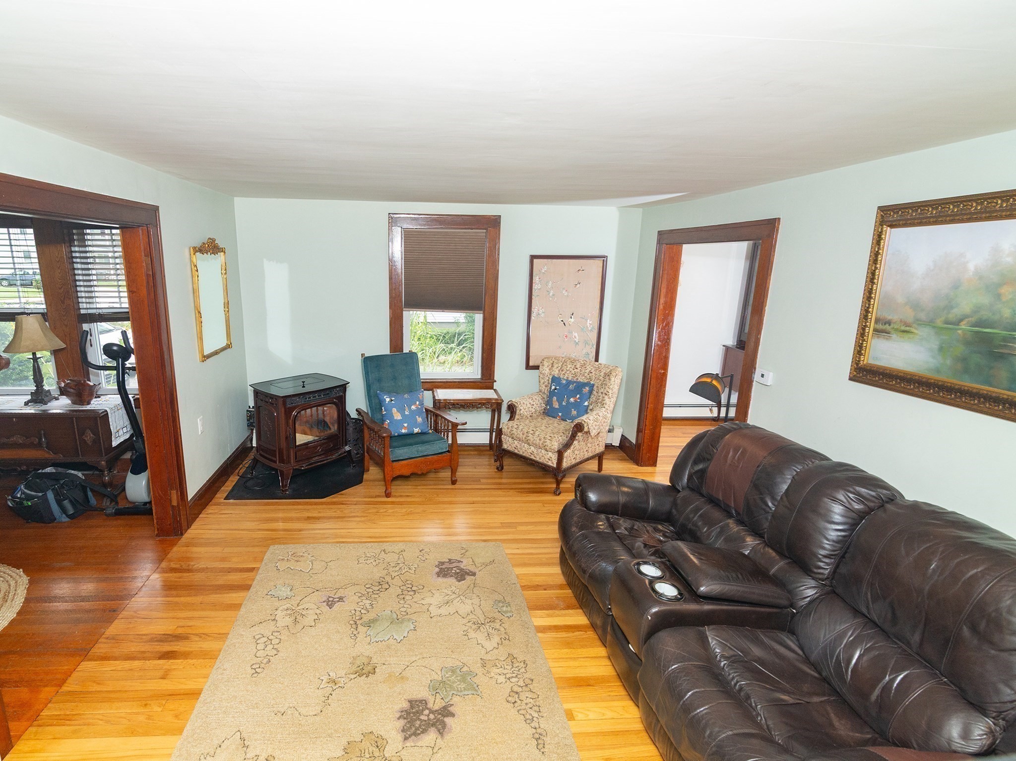 336 Franklin St Property Photo 5