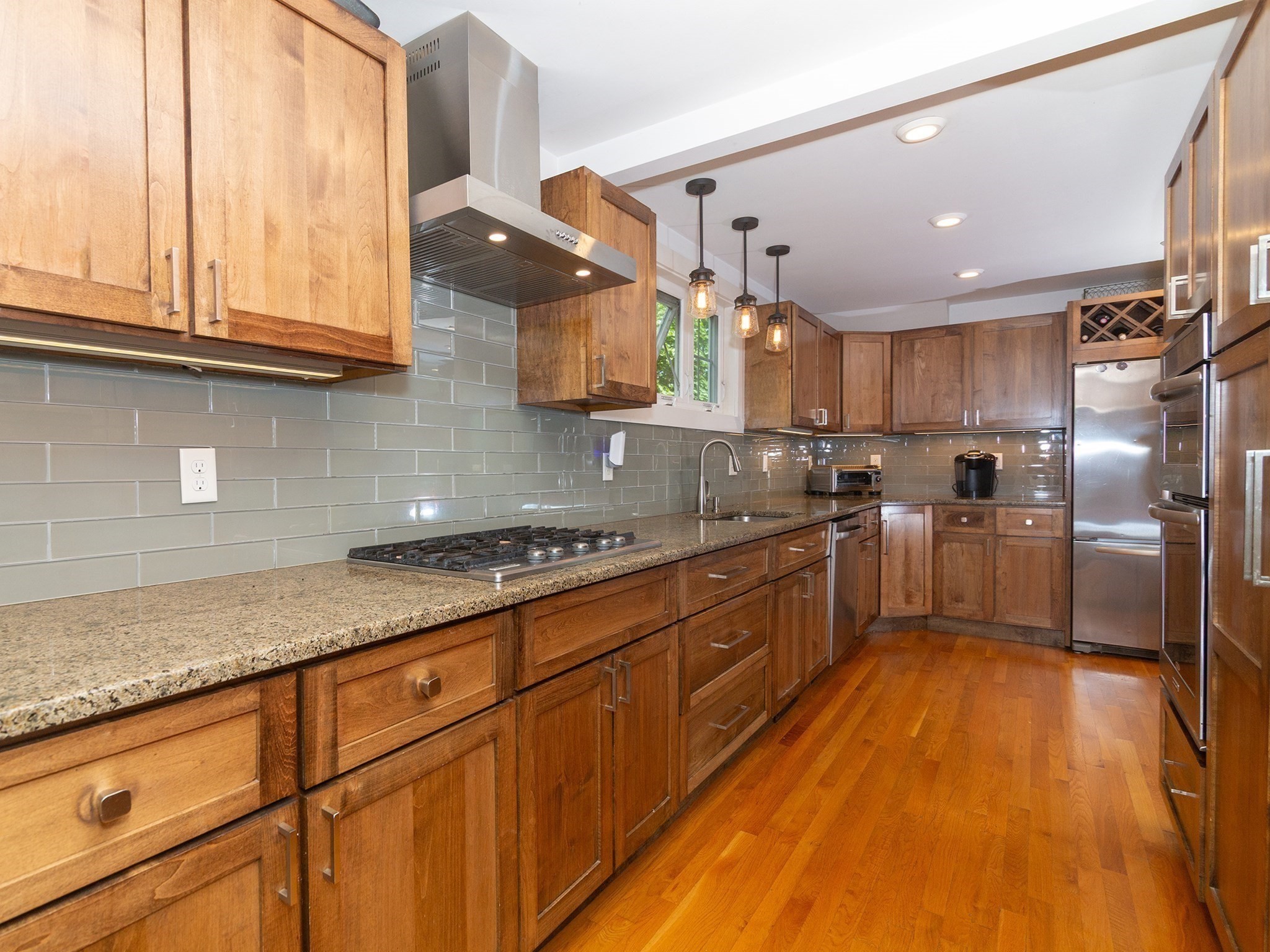 336 Franklin St Property Photo 14