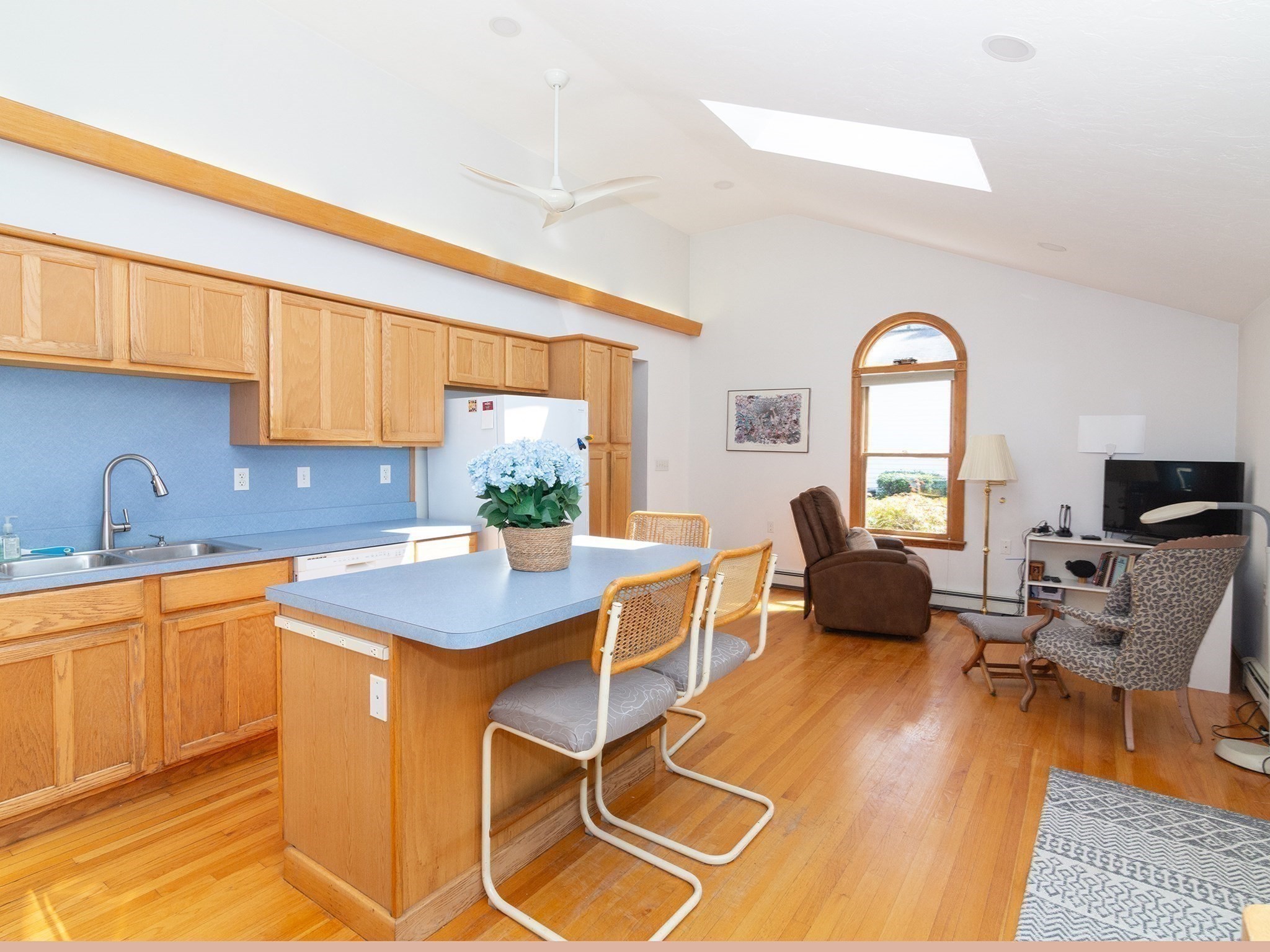 336 Franklin St Property Photo 26