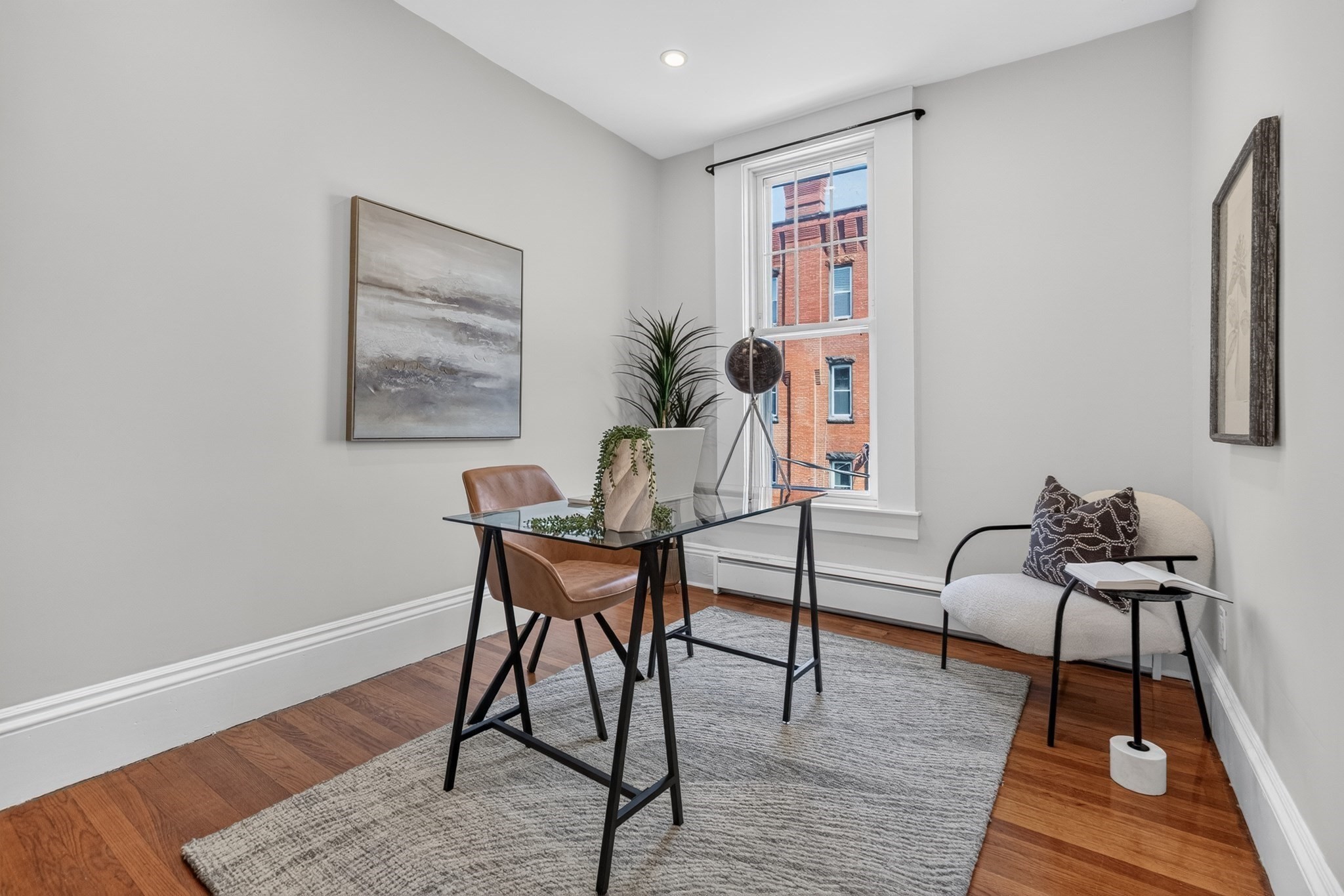 44 Beacon St # 4 Property Photo 7