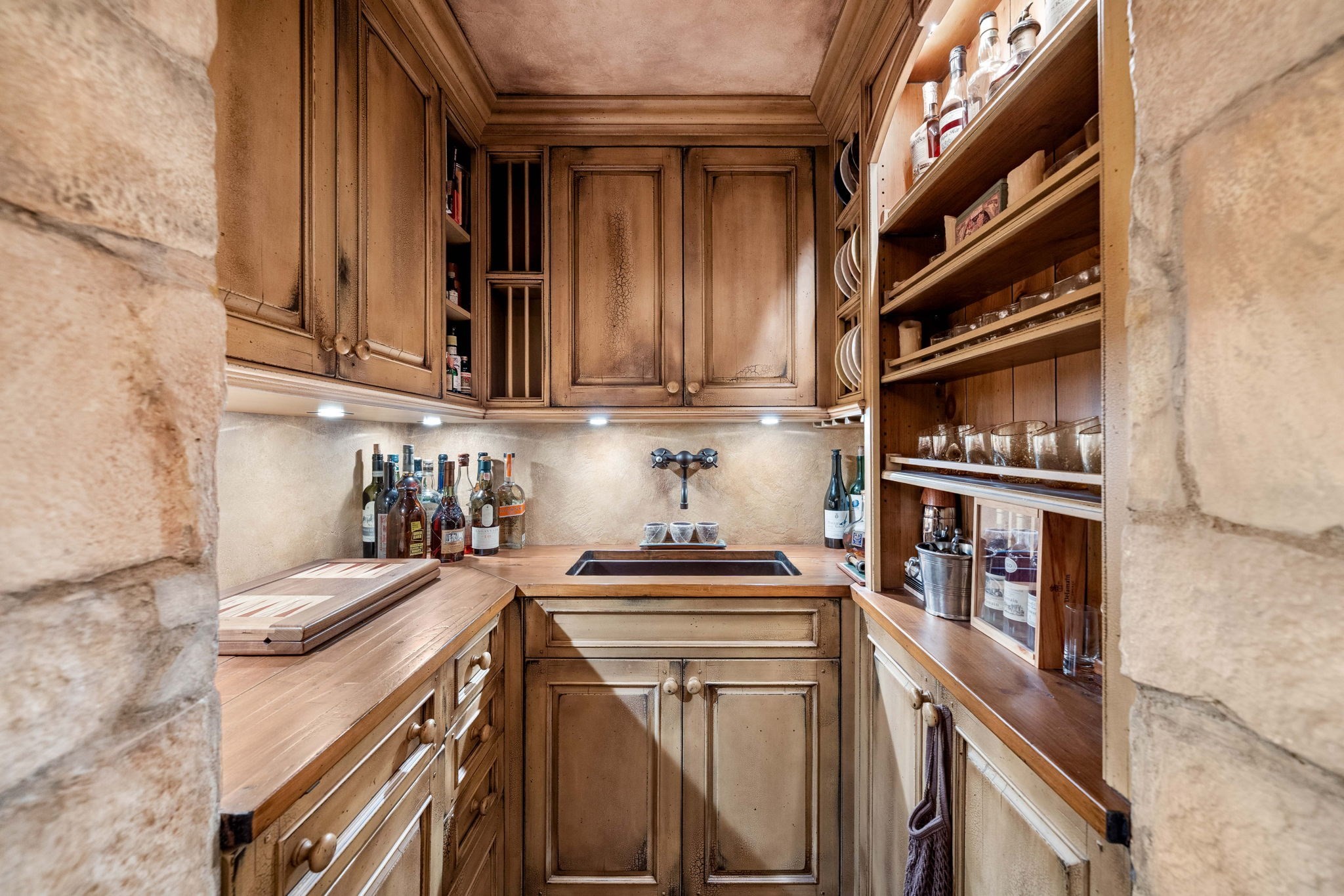 359 Beacon Street # 2 Property Photo 15