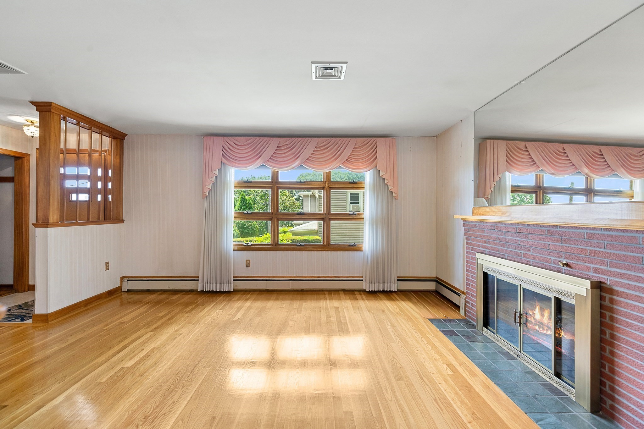 149 Palfrey St Property Photo 4