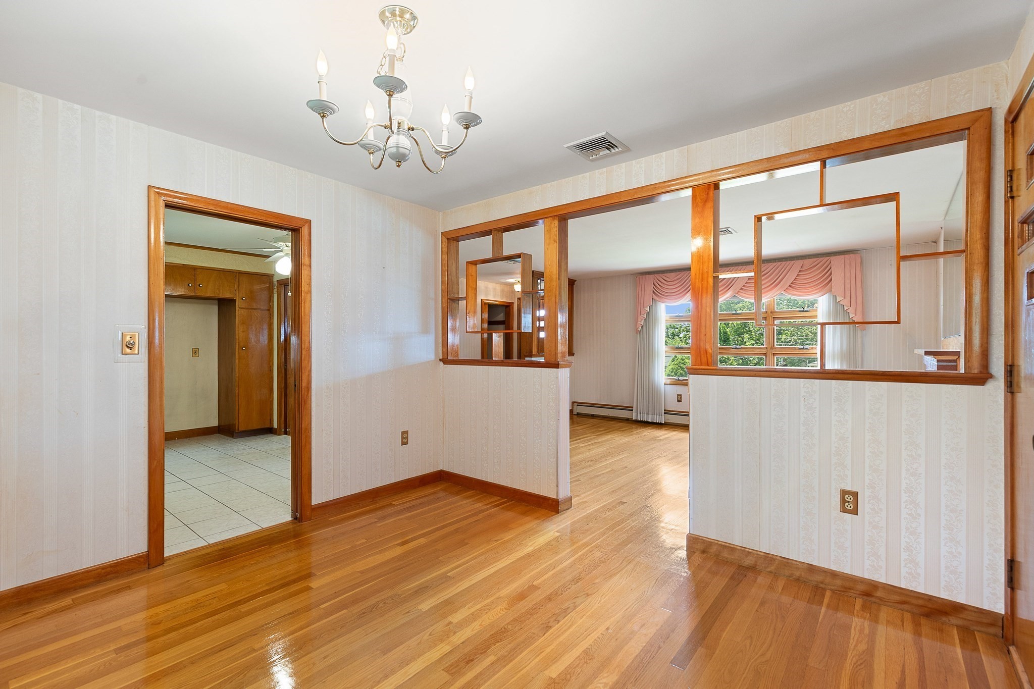149 Palfrey St Property Photo 8