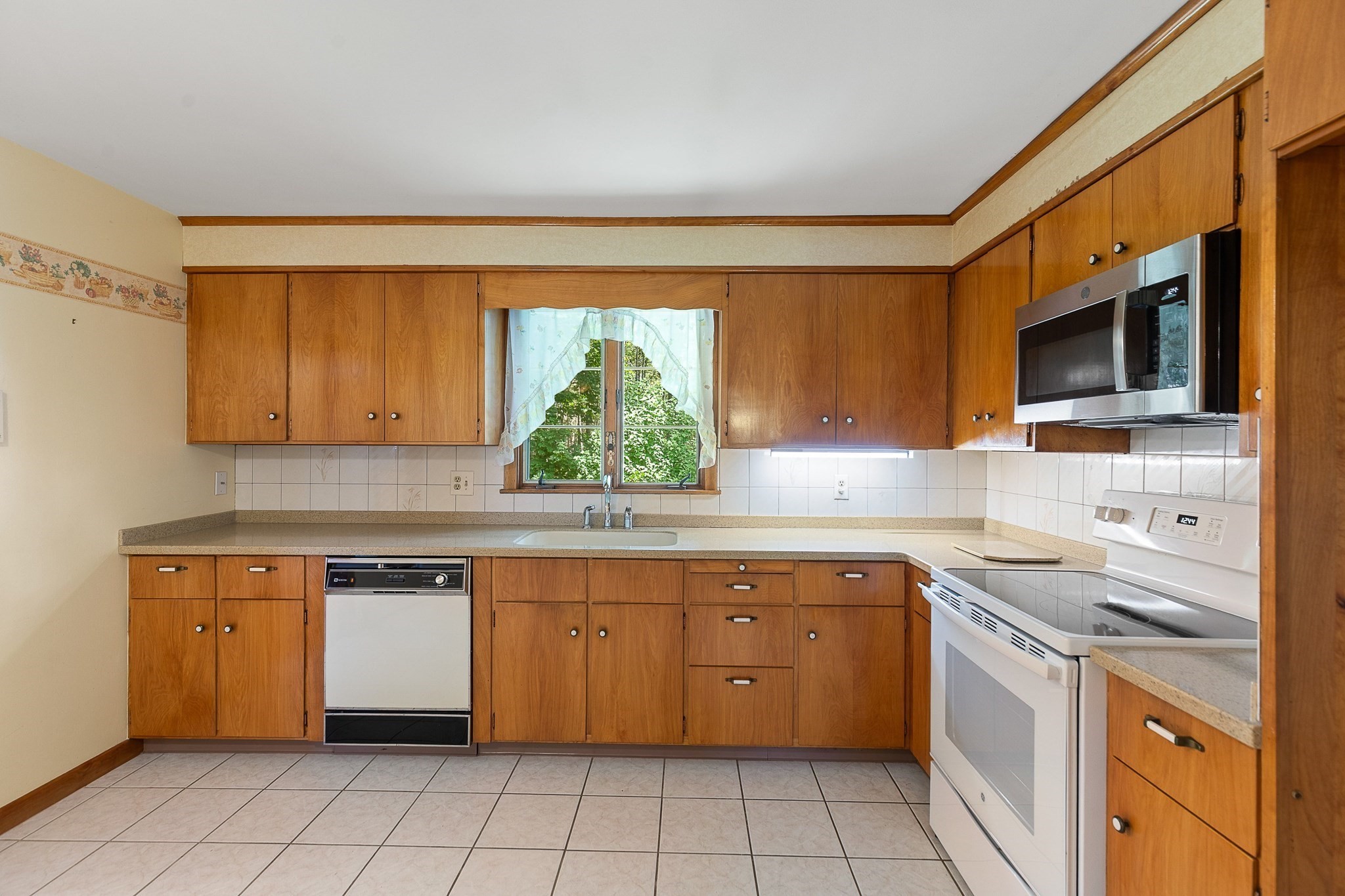 149 Palfrey St Property Photo 10