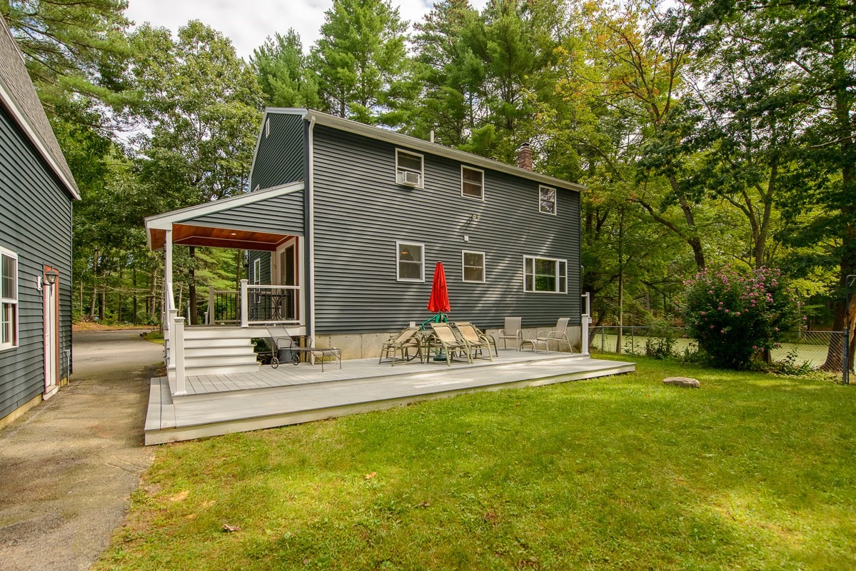 135 Lowell Rd Property Photo 2