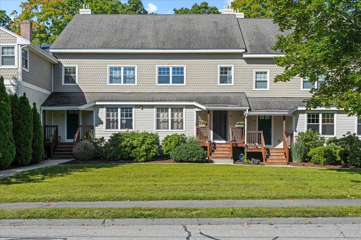 4 Mayberry Dr