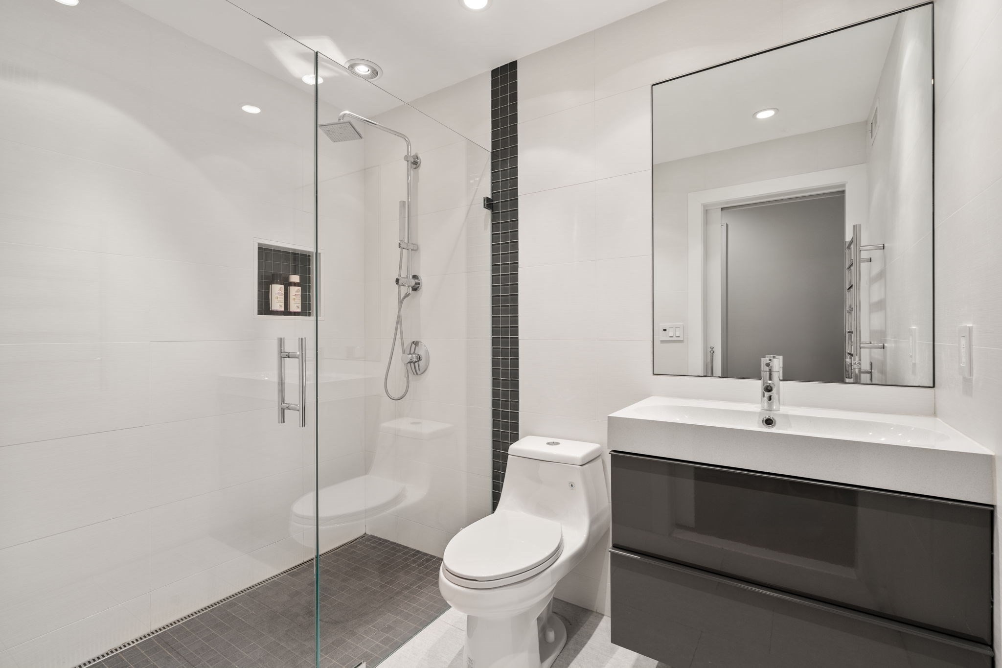 344 Boylston Street # A Property Photo 28