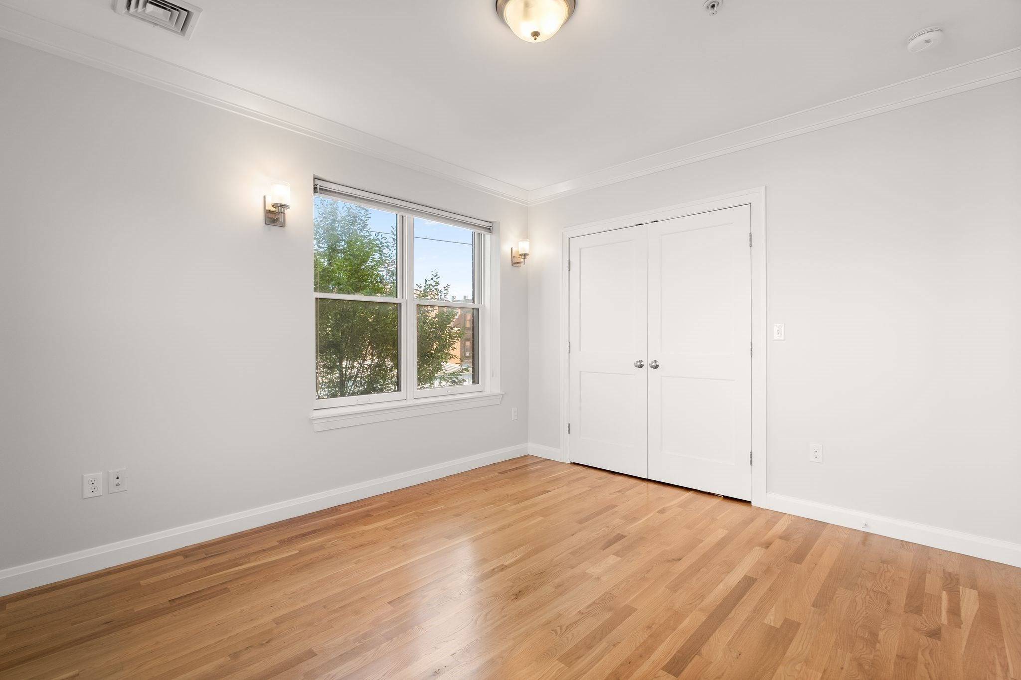 156 Green St # 205 Property Photo 20
