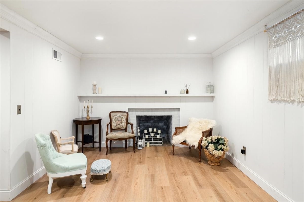 147 Howe Street Property Photo 19