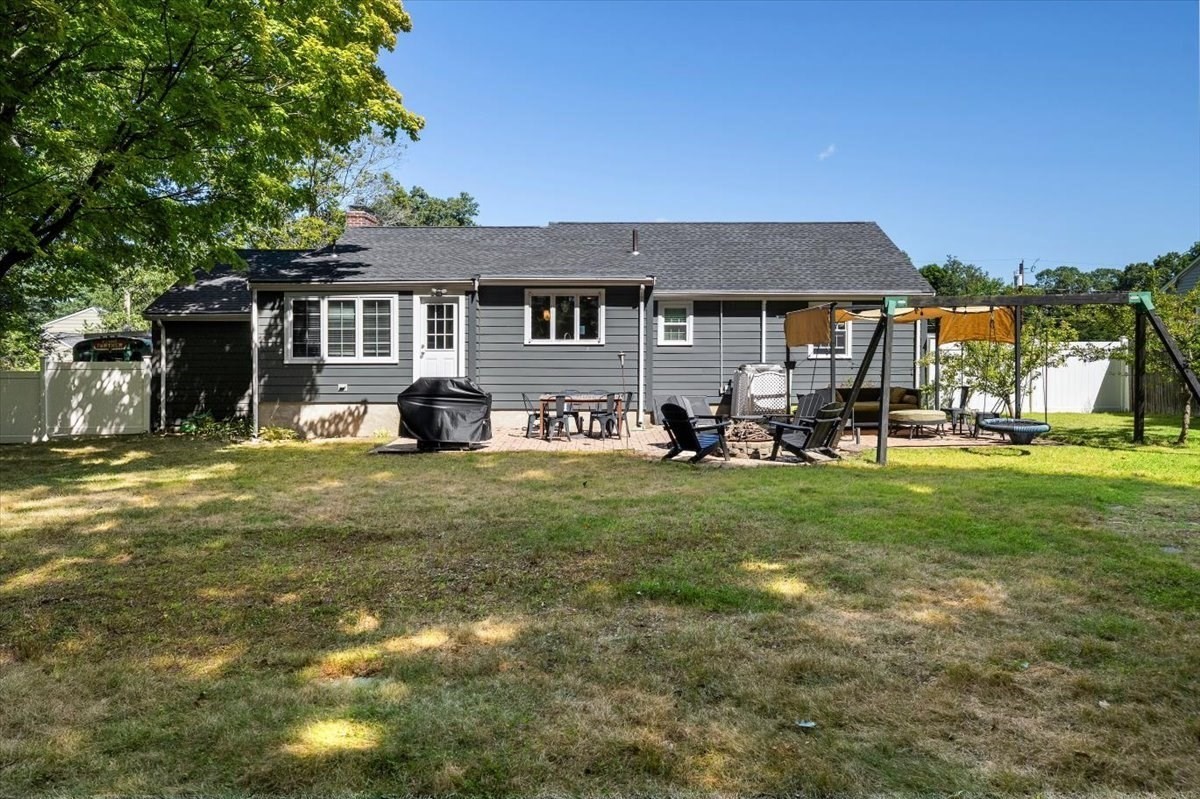 147 Howe Street Property Photo 29