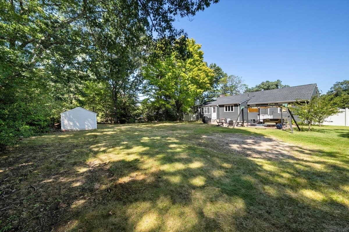 147 Howe Street Property Photo 31