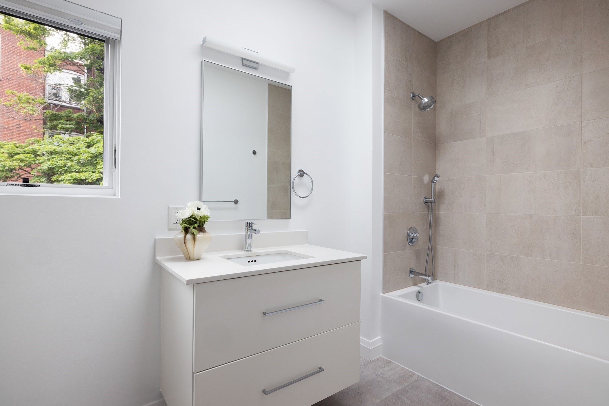 8 Richardson St # 8 Property Photo 15