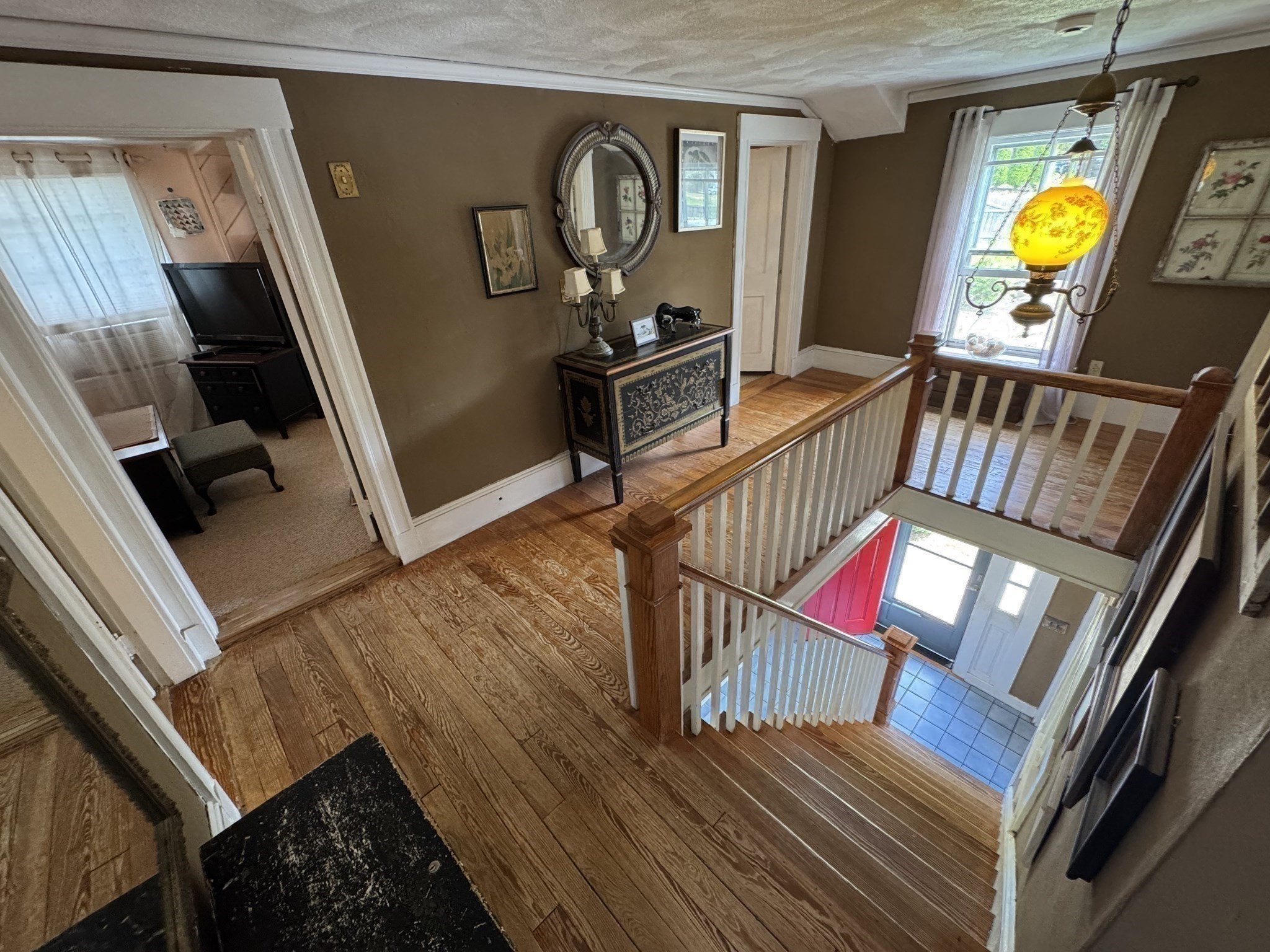 5 Hillside St. Property Photo 19